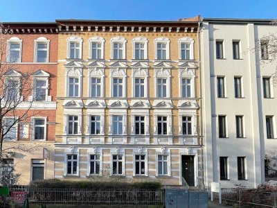 Familienfreundliche Etagenwohnung mit Balkon im Dichterviertel