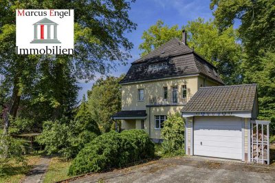 Villa mit Wärmedämmfassade und Blick auf den Röblinsee *Provisionsfrei für den Käufer*