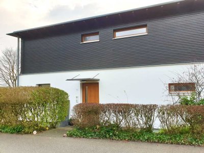 Modernes und helles 1-Fam.-Haus mit Blick