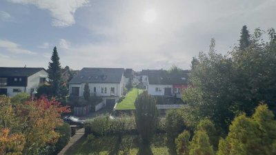 „Das interessante sonnige Haus in bester Lage mit fantastischer Aussicht & großem Garten!„