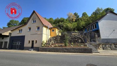 Modernisiertes Einfamilienwohnhaus mit liebevoll angelegtem Außenbereich in Bretzingen