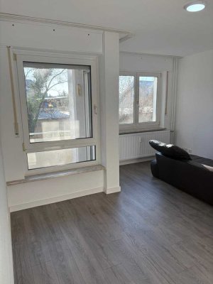 2-Zimmer-Erdgeschosswohnung mit Balkon in Sulzbach (Taunus)