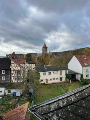 Dachgeschoss recht - 3 ZKB * Balkon * Direkt am Bad Hersfelder Marktplatz * Finanzierung möglich *