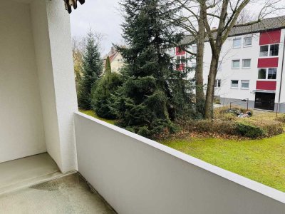 Erstbezug neu möblierte 3 - Zimmer Wohnung mit Küche, Bad und schönem Balkon sowie Einzelgarage