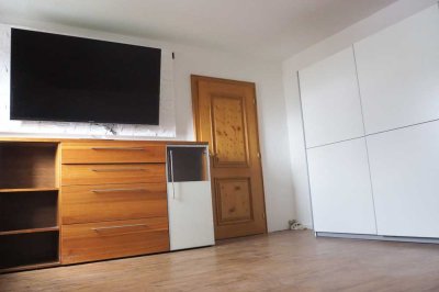 Schöne Dachgeschosswohnung 55 m², 2-Zi.