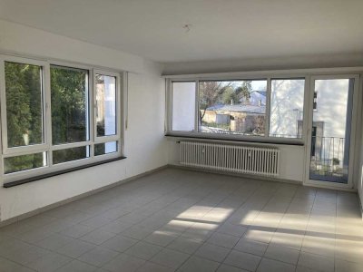 Helle 3-Zimmer Wohnung mit Balkon in Bonn-Poppelsdorf