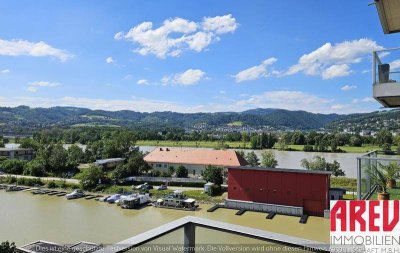 ATEMBERAUBENDE WOHNUNG AN DER DONAU MIT KÜCHE UND BALKON!