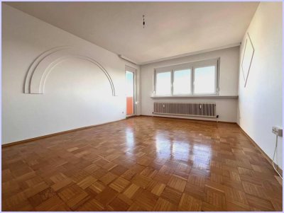 Top Anlegerwohnung in guter Lage in Graz, mit Lift, Balkon, Aussicht, Parkplatz. für 1-2 Personen