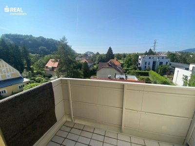 Gut vermietete Kleinwohnung mit Balkon und Schlossbergblick!