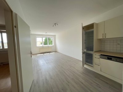 Helle 2-Zimmer-Wohnung mit Balkon, Neusiedl am See 55m2