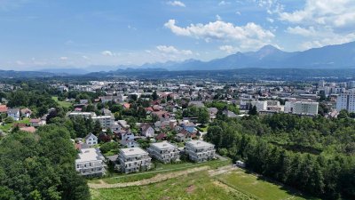 Wiesen + Wälder + Berggipfel = Liara