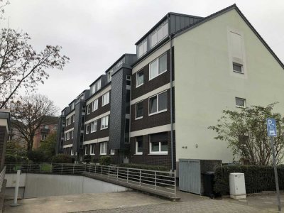 Exklusive, sanierte 3-Zimmer-EG-Wohnung mit Balkon, Garten (Alleinnutzung) und EBK in Düsseldorf