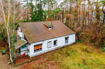 Einfamilienhaus mit Teilkeller, Garage, Terrasse oder großes Grundstück für Neubau in Petershagen