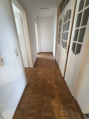 ** 3 Zimmer Wohnung im Brentanoviertel ** Stadtmitte