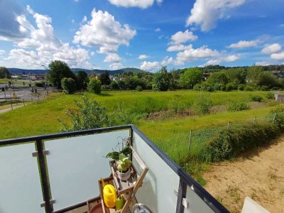 Stilvolle 3-Zimmer-Wohnung mit gehobener Innenausstattung mit Balkon und Einbauküche in Ilmenau