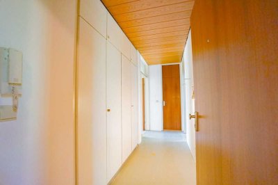 Gemütliche 2-Zimmer-Wohnung mit Loggia in Südausrichtung in ruhiger, grüner Lage!