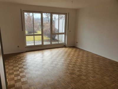 Stilvolle 2-Zimmer-Maisonette-Wohnung mit Terasse und Einbauküche in Miesbach