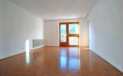 Zentrale 4 Zi. Wohnung sucht Heimwerker!