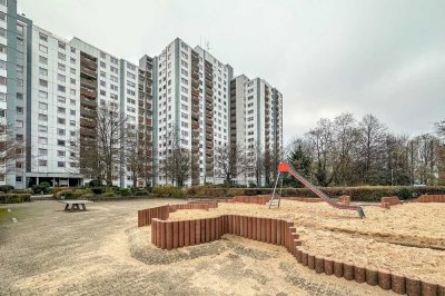 Wohnen zwischen Rhein und Königsforst: 3-Zimmer-Wohnung mit Loggia in Köln-Porz