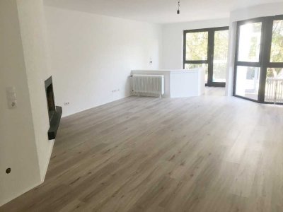 Sehr schöne & moderne Wohnung sucht freundliche, ruhige Mieter-ideal für Single oder Paar.