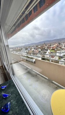 Ansprechende 3-Zimmer-Wohnung mit EBK und exklusiver Schwimmbadnutzung in Kassel