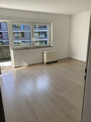 3 Zimmer Wohnung mit Balkon