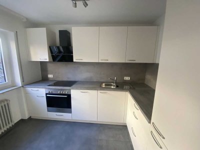 Neu renovierte, sonnige 2,5 Zimmer Wohnung in Ebingen West