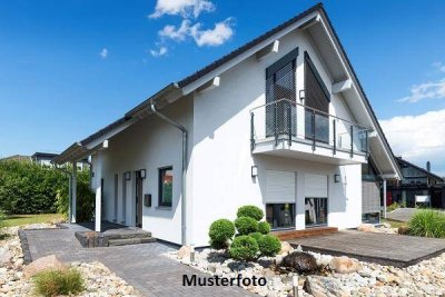 gute Gelegenheit + Einfamilienhaus mit Garage +