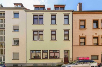 2 Zimmer, Küche, Bad Eigentumswohnung mit Balkon in zentraler Lage von Neunkirchen