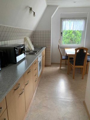 **FURNISHED** Schön möbliertes Apartment in ruhiger Lage