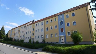 Erstbezug in modernsierte 3-RW mit Balkon!