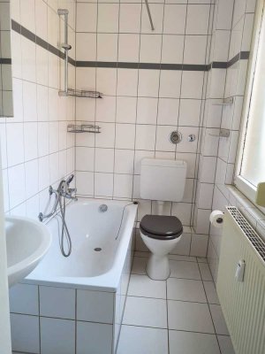 Sanierte 3-Raum-Wohnung mit Einbauküche in Kaiserslautern