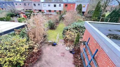 Renovierungsbedürftiges Reihenmittelhaus in Lottbek