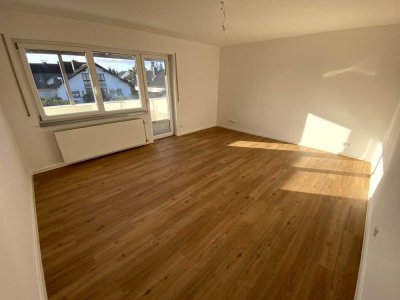 Exklusive 2-Zimmer-Wohnung mit gehobener Innenausstattung mit Balkon in Hochheim