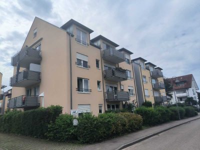 Bezugsfreie 2-Zimmer-Wohnung mit kleinem Balkon zzgl. Tiefgaragenstellplatz