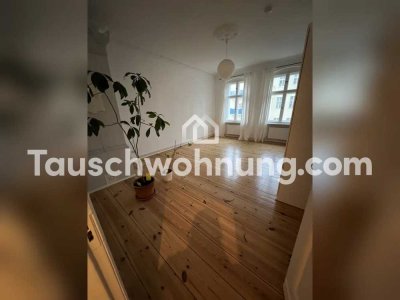 Tauschwohnung: Wunderschöne helle 3 Zimmer-Altbauwohnung gegen 2 Zimmer