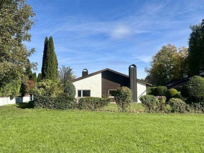 Tolle Aussichtslage: Bungalow mit Bergblick in ruhiger und naturnaher Lage