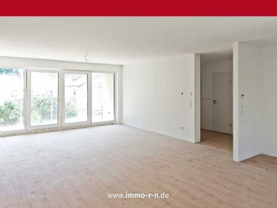 *** NEUBAU: Exklusive 4-Zimmer-Wohnung mit Loggia & Stellplatz vor dem Haus ***