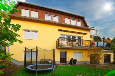 Großzügiges Mehrgenerationenhaus mit viel Platz und toller Aussicht in den Westerwald