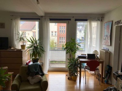 Südviertel-Kernstadt, Helle, gepflegte 2ZKB, Balkon im 2.OG