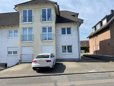 Freundliche 4-Zimmer-EG-Wohnung mit Balkon in Bornheim