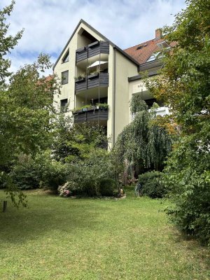 Freie, superschöne 2,5-Zimmer-Whg. ca. 74m² mit Loggia in Nürnberg / Wöhrder See