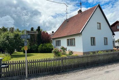 Eckgrundstück mit 650 m² mit ein Einfamilienhaus in Forstern zu verkaufen