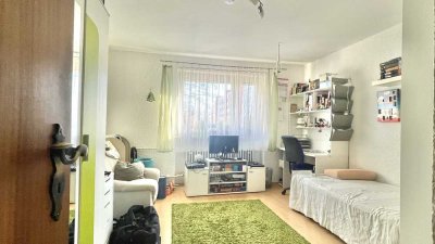 Marienberg/Mooshof: 4-ZW, 87m² im EG inkl. Balkon u. TG-Stellplatz