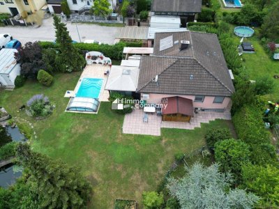 ANLAGEOBJEKT- PLANEN SIE IHRE ZUKUNFT! Großzügiger Bungalow mit Pool, Teich,Terrasse &amp; 2 Garagen