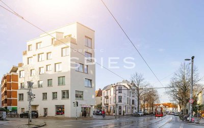 Lichtdurchflutete, besondere 3-Zimmer-Wohnung mit Penthouse Charakter und hochwertiger Ausstattung