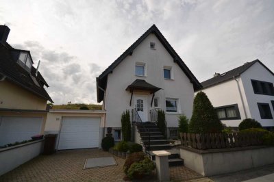 Freistehendes Einfamilienhaus in kinderfreundlicher Sackgasse!