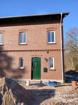 Neubau Reihenendhaus in Kummerfeld mit Garten