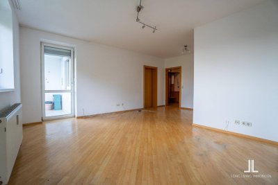 Tolle Wohnung mit eigenem Parkplatz und Loggia in guter Lage zu verkaufen!