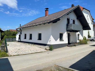Der ideale Altersruhesitz - komplett neu renoviertes Einfamilienhaus in zentraler Lage von Salzweg